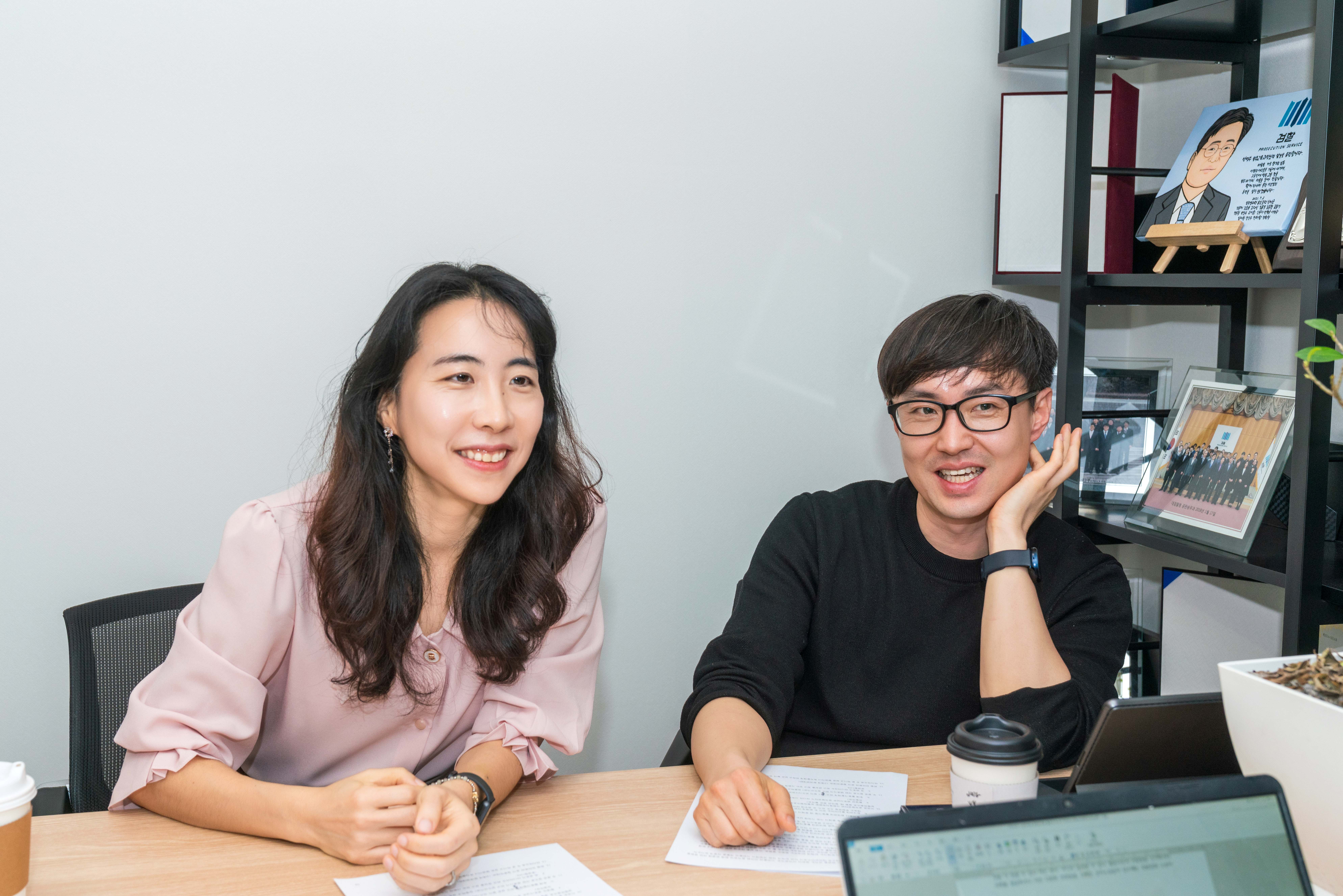 김선휴, 황영민 변호사의 사진