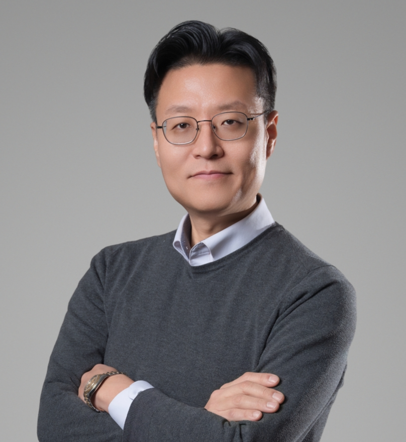 Pilhan Kim, Ph.D.&nbsp; Professor, Graduate School of Medical Science and Engineering, KAIST