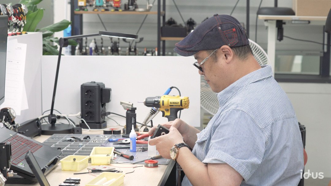 작업 중인 602공작소 작가님